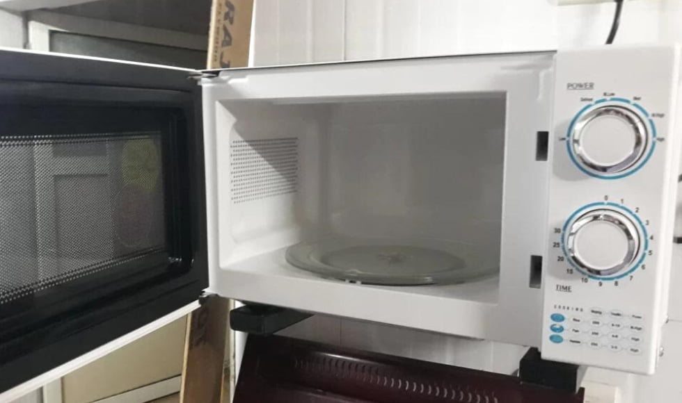 IFB 17L Solo Microwave Oven 01
