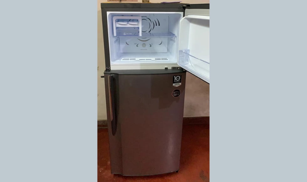 Godrej 236 L 2 Star Inverter Double Door Refrigerator 02