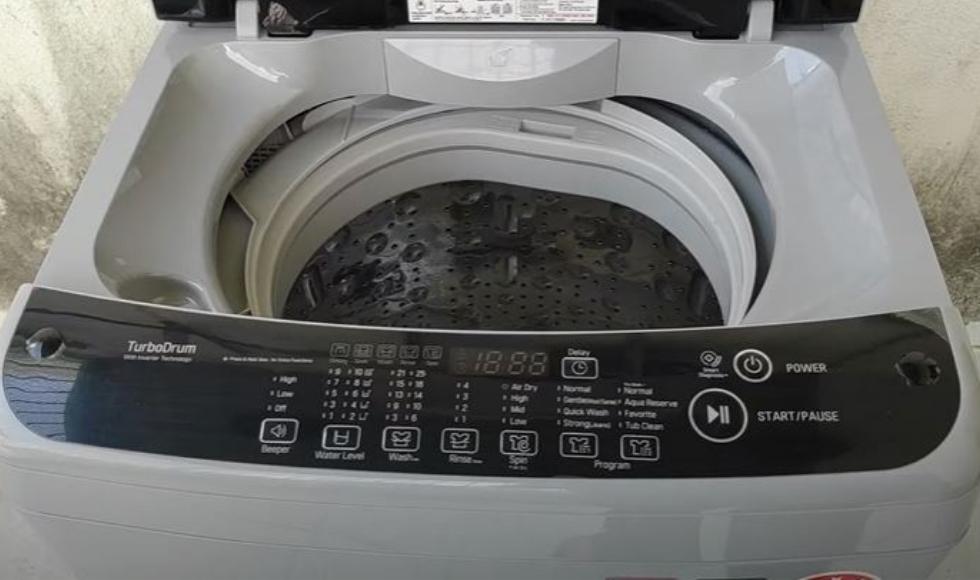 LG 6.5 Kg 5 Star Smart Inverter Fully-Automatic Top Loading Washing Machine 1